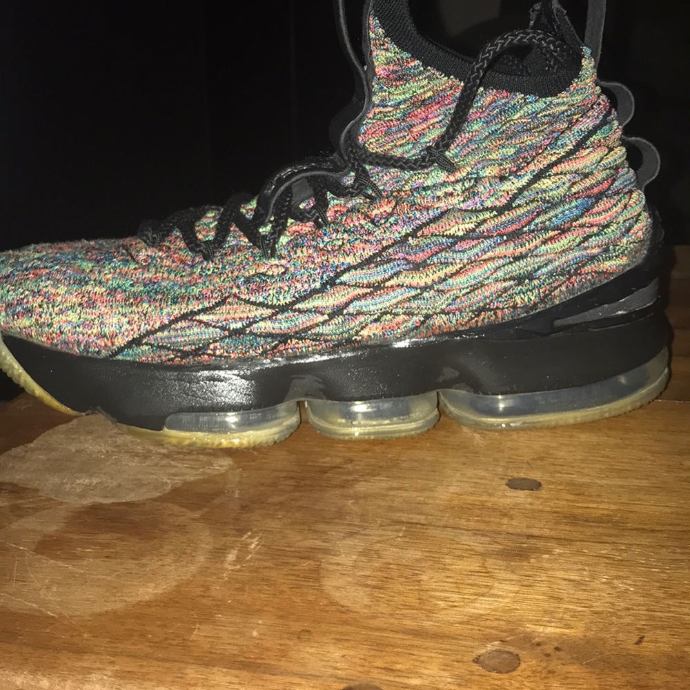 Lebron 15